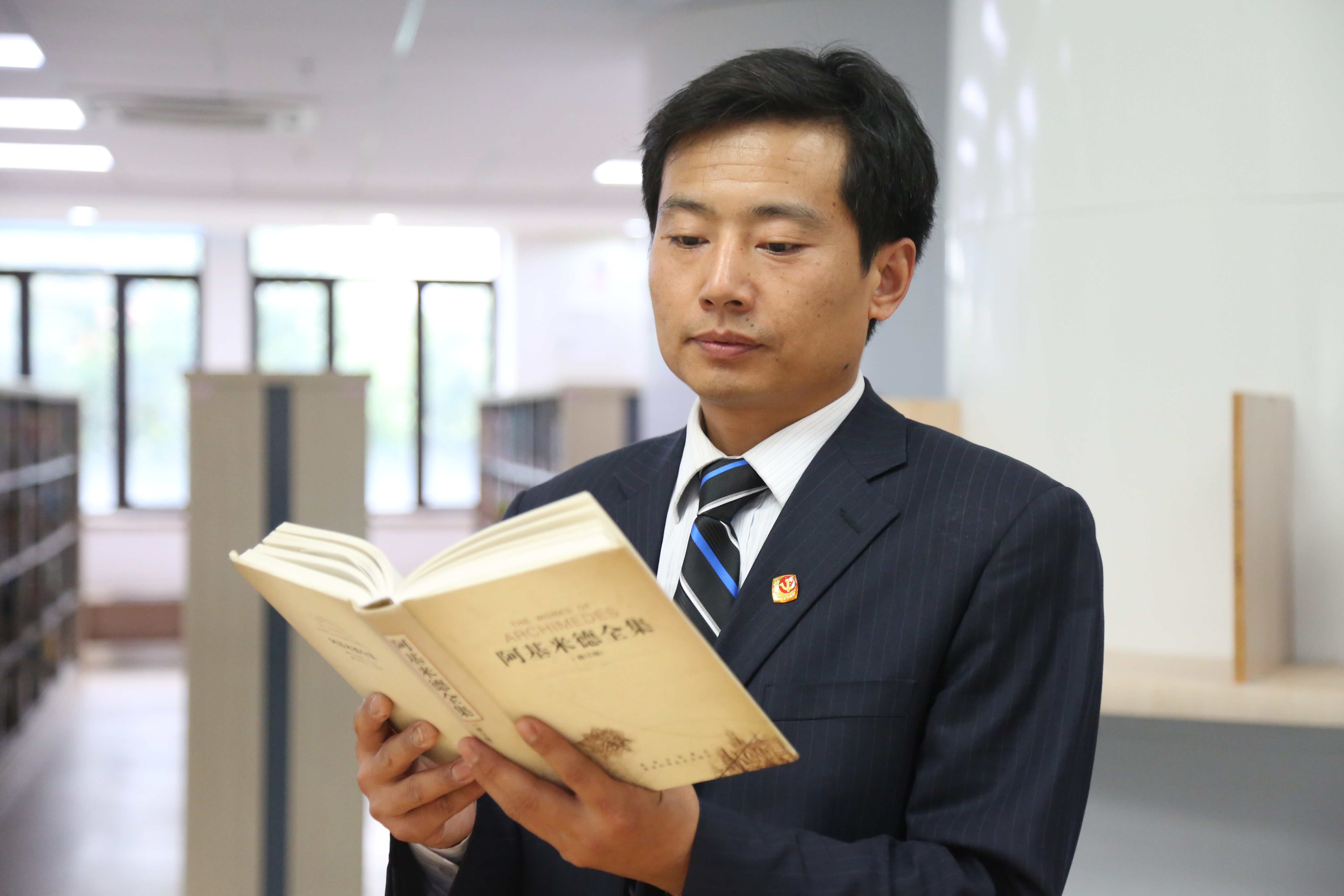 朱文军.jpg