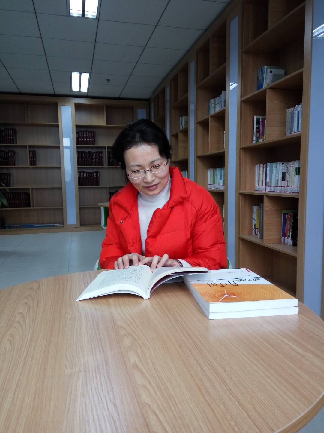 宋菊红个人照片.jpg